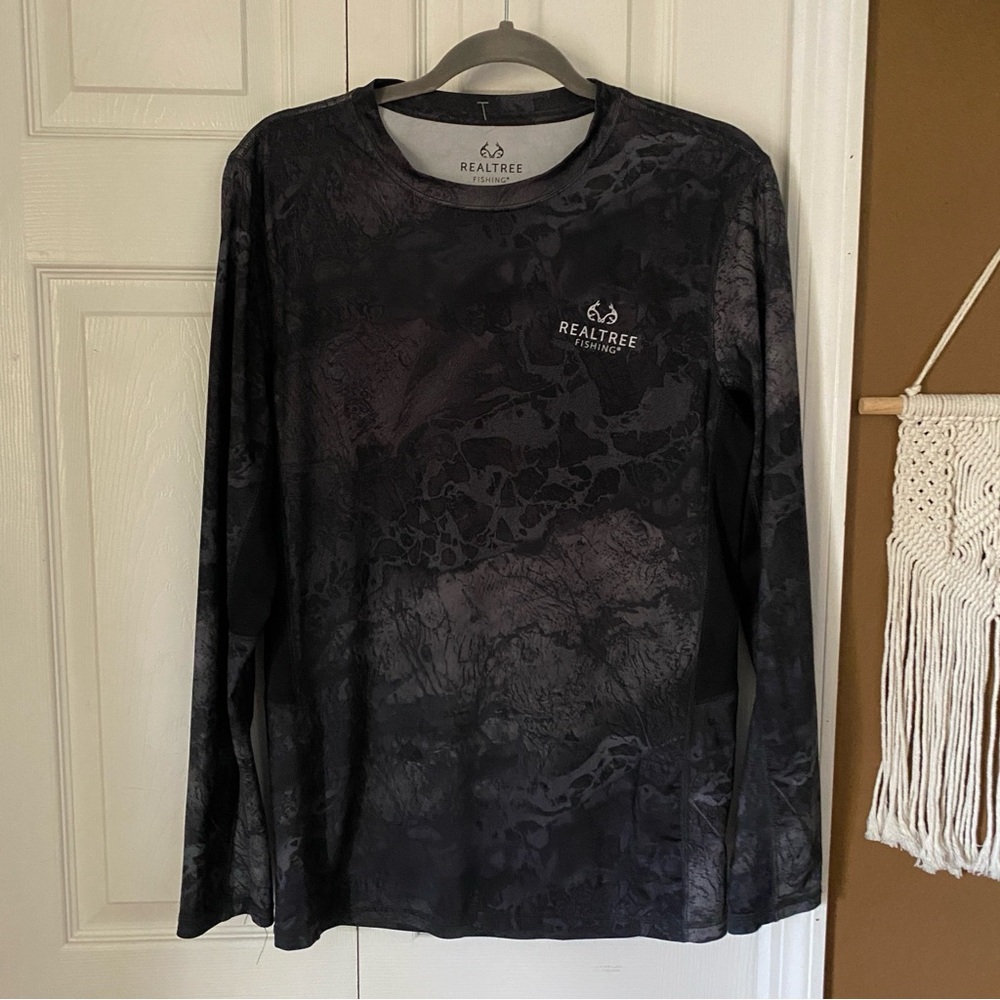 Realtree Fishing Stretchy Sun Shirt / Size Mens S